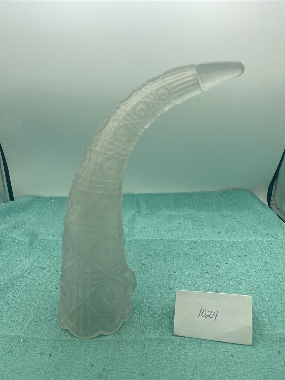 Vintage EAPG Pressed Glass Cornucopia Hobstar Horn of Plenty Figurine Vase